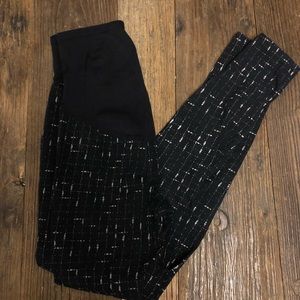 Old Navy maternity leggings